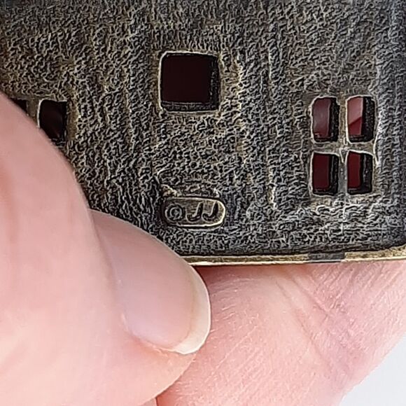 Vintage JJ Jonette School House Brooch Pin Bronze-Tone Metal w/ bell - Teacher - Picture 7 of 8